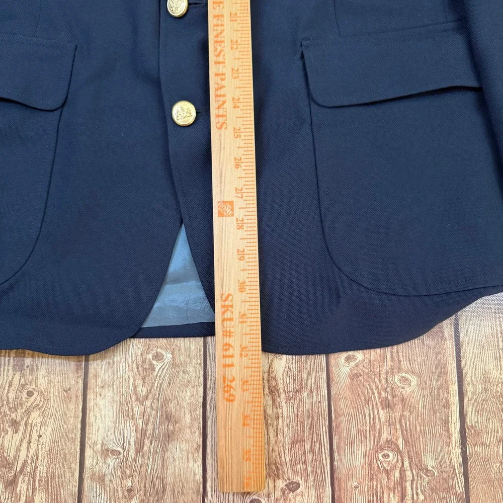 Stafford Classic Blazer Sport Coat Mens size 44R Blue Gold Tone Buttons